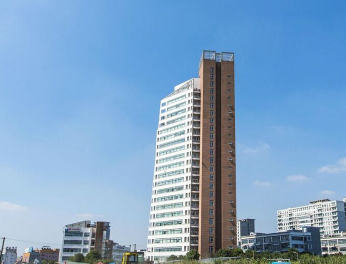 大楼|凤凰园徐汇 - 漕河泾 古美路1515号距离地铁12号线虹梅路站130